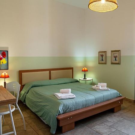 Masseria Agriturismo Il Sorriso Degli Ulivi - Dimora Di Charme Gallipoli Exterior foto